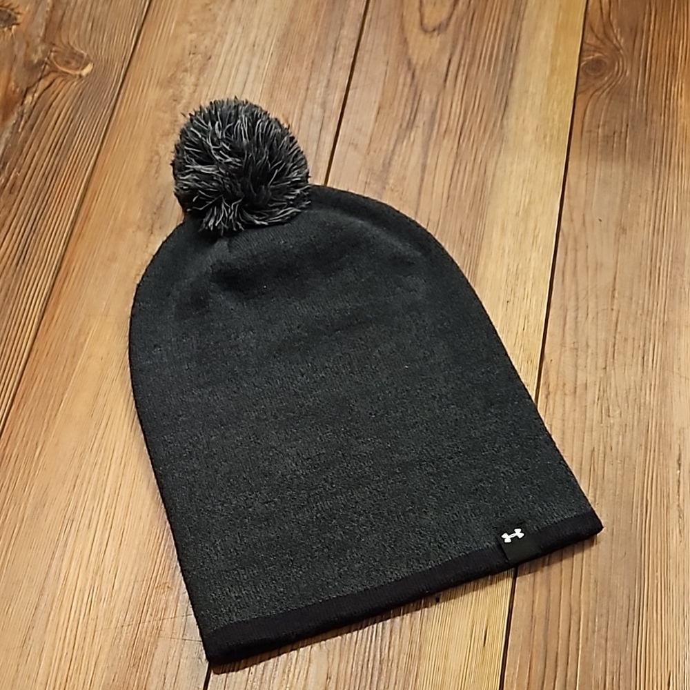 Under Armour Black Pom-Pom Beanie